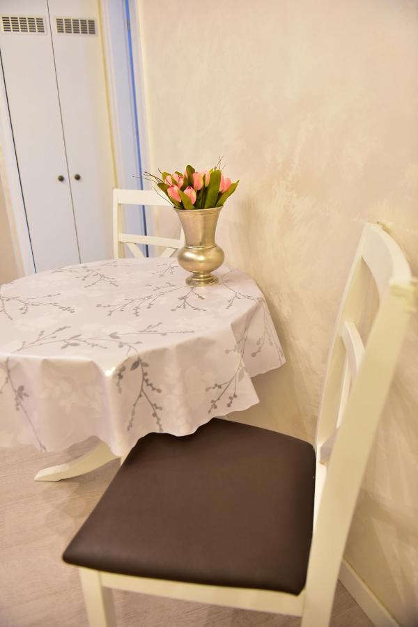 Timotei Apartment 锡比乌 外观 照片